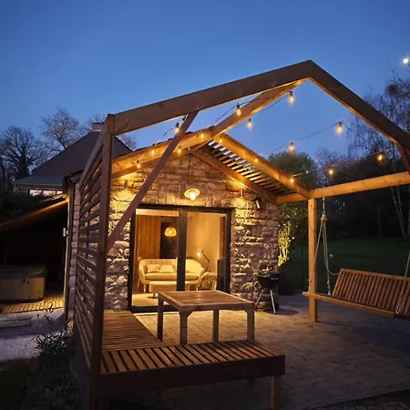 بيت للعطل Out & Les Spirous